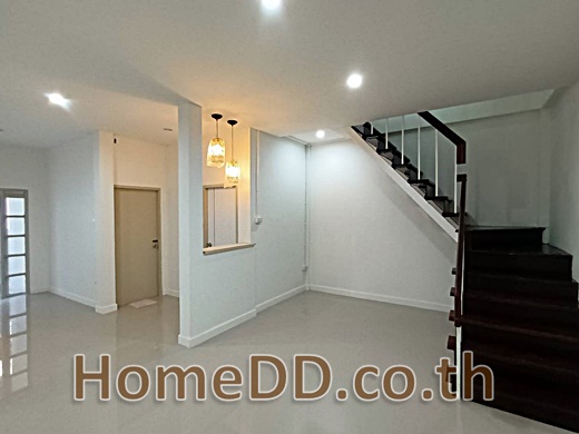 ทาวน์เฮ้าส์ 2 ชั้น 16 ตรว. ซอยบุญศิริ บางเมือง สมุทรปราการ T-6016