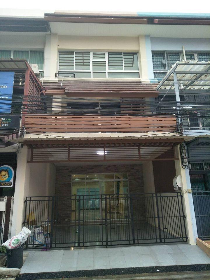 ขายทาว์นโฮม3ชั้น 20 ตร.ว. โครงการ RK Office Park มีนบุรี ถนนสุวินทวงศ์ 