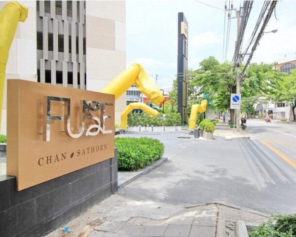 ขาย ห้องชุด คอนโดมิเนียม ฟิวส์จันทน์ สาทร Fuse Chan-Sathorn Condominium for sale 2.65 ล.ต่อรองได้