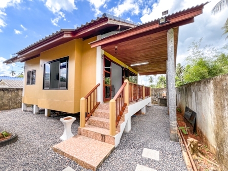 Charming Single House with Fully Furnished detail 1 Bed 1Bath fully equipped living spaces comfort and privacy