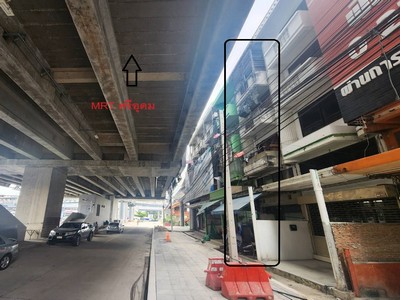 ขายอาคารพาณิชย์ 4 ชั้น? ติด MTR ศรีอุดม ติดถนนใหญ่เส้นศรีนครินทร์ เนื้อที่ 43 ตร.วา 560 ตร.ม