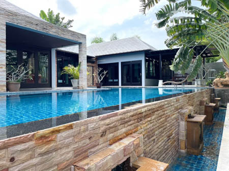 Luxurious Villa for Rent - Discover Exclusive Bliss on Koh Samu, Close to Chaweng Beach-Lamai Beach and Shopping Centers within minutes