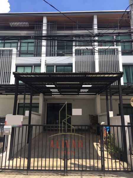 RH060324 ขาย/ให้เช่า ทาวน์โฮม 3ชั้น Cozy ลาดพร้าว 71 ซอยนาคนิวาส 24 สามารถอยู่อาศัยหรือทำofficeได้