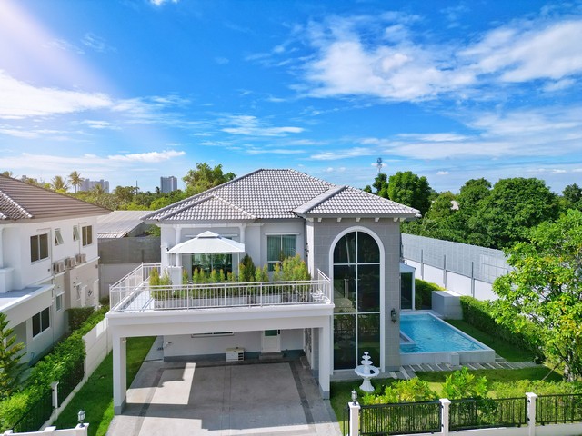 บ้าน ลัดดารมย์ พุทธมณฑลสาย1 23000000 บาท 4 Bedroom 5 Bathroom 11 ตารางวา 1 NGAN 0 RAI ไม่ไกลจาก - ทำเลดีราคาเด่น