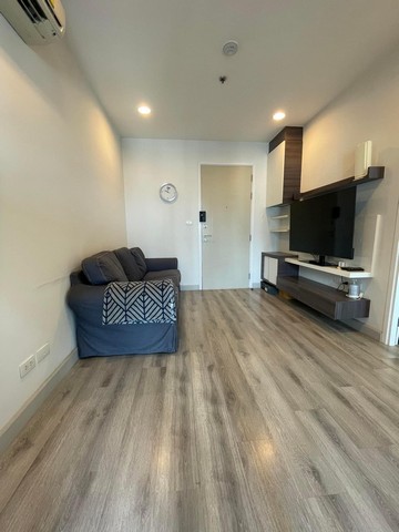 Centric Sathorn convenient peaceful safe 14th floor BTS Surasak