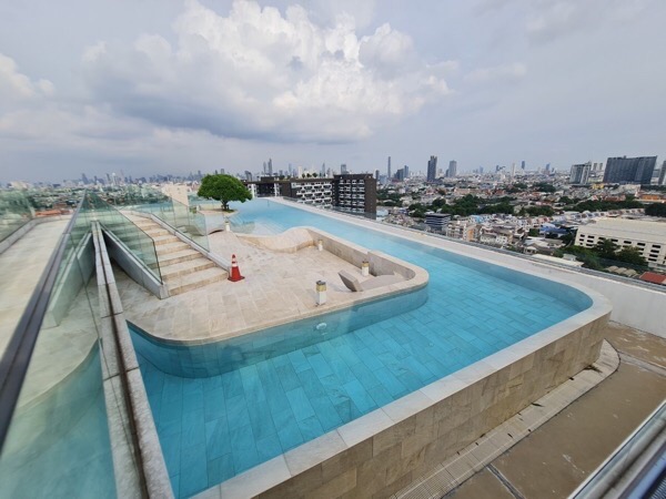 ขาย ด่วน!! คอนโด Ideo Tha Phra Interchange ห้องสวย เดินทางสะดวกใกล้ MRT ท่าพระ