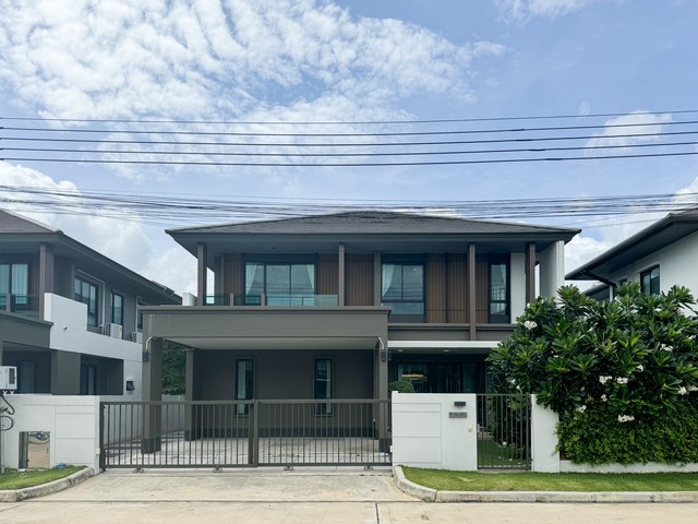 ขายบ้านเดี่ยว 2 ชั้น หมู่บ้านบุราสิริ บางนา  บ้านใหม่บิวท์อินทั้งหลัง พร้อมอยู่ 
