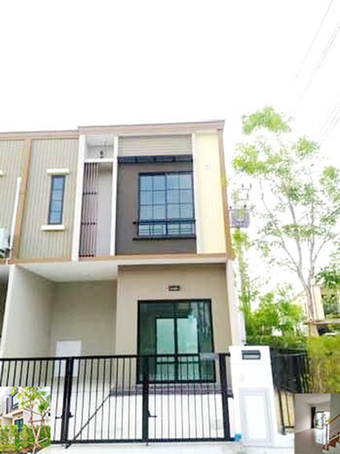 บ้านใหม่ กิ่งแก้ว29-41 ลาดกระบัง ให้เช่าทาวน์โฮมหลังริม 2 ชั้น เดอะ พาซิโอ มอลล์ 3 กม. 24ตรว. 130ตรม. 3นอน 2น้ำ 4จอดรถ 2แอร์ APL สุวรรณภูมิ