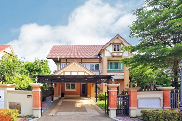 บ้าน  Q House Avenue พระราม5 ใกล้ ทางด่วนศรีรัช 29900000 THAI BAHT 4ห้องนอน4ห้องน้ำ 95 sq.wa 1 Ngan 0 Rai พร้อมอยู่! นนทบุรี   