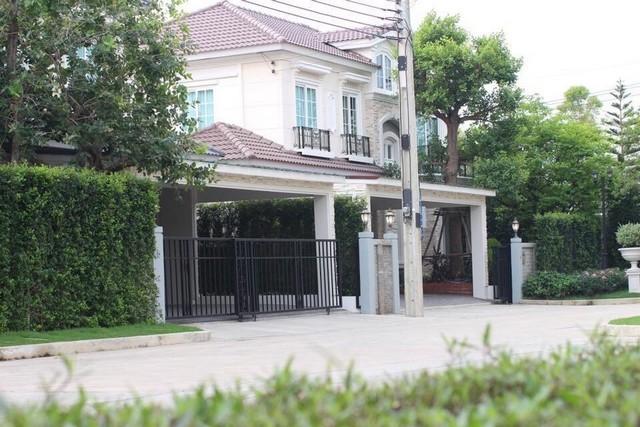 ให้เช่า บ้านเดี่ยว 2ชั้น  ซอยนวมินทร์ 42 หมู่บ้าน แกรนดิโอ ลาดพร้าว-เกษตรนวมินทร์ เนื้อที่ 60 ตารางวา พื้นที่ใช้สอย 180 ตารางเมตร 