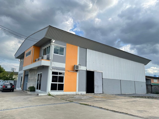 K9โกดังสินค้า ลาดพร้าว101+พร้อมสำนักงานให้เช่า 500ตร.ม. พื้นที่รวม1ไร่ มีลานจอด