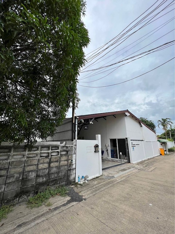 BH2960 ให้เช่าบ้านเดี่ยว 2ชั้น พัฒนาการ 50  Agent Post contact : คุณบัว Bua Agent 0936464597