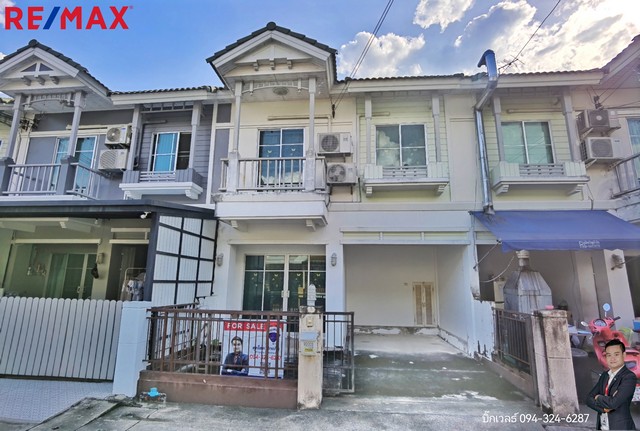 The Villa Rattanathibet  Ratchapruk เดอะ วิลล่า รัตนาธิเบศร์ - ราชพฤกษ์ ซอย ท่าอิฐ ทาวน์โฮม ทำเลต้นโครงการ