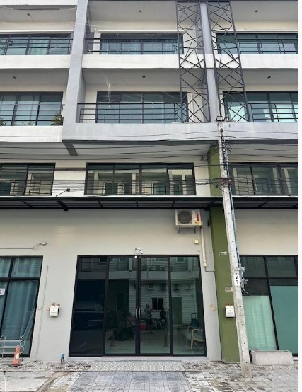 ให้เช่าโฮมออฟฟิศ 4 ชั้น  ธาราดี บิซ ทาวน์ ปากเกร็ด ติดถนนติดวานนท์