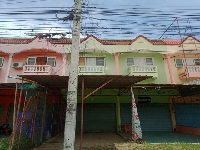 ขาย อาคารพาณิชย์ 2.5 ชั้น  ต.หนองบัวใต้ อ.เมืองตาก จ.ตาก  PAP6-0520 