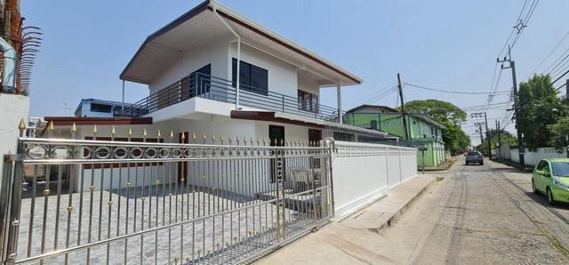 ให้เช่าบ้านเดี่ยว 2 ชั้น 300 ตรม. 4 ห้องนอน หมู่บ้านเสนานิเวศน์ ย่านเสนานิคม ประเสริฐมนูญกิจโชคชัย4 เกษตรนวมินทร์