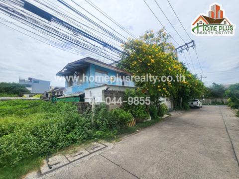 ที่ดินพร้อมบ้าน1หลัง ซอยลาดพร้าว132 (ใกล้เดอะมอลล์ไลฟ์สโตร์บางกะปิ)