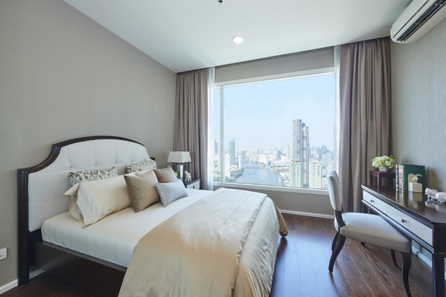 ขายคอนโดโครงการ Menam Residences  ขนาด 160 ตรม. 4 นอน 4  น้ำ ตกแต่งครบ พร้อมเข้าอยู่ได้เลย