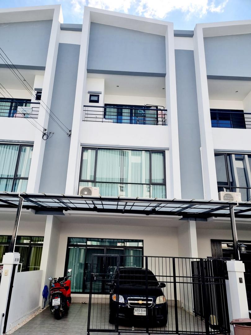 ขาย-ให้เช่าทาวน์โฮม 3 ชั้น ทำเล อุดมสุข บางนา โครงการCordiz At Udomsuk ซอยอุดมสุข 39 พื้นที่ 200 ตร.ม.3 ห้องนอน 4 ห้องน้ำ