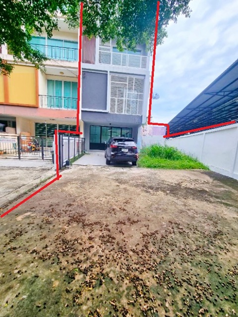ให้เช่าอาคารพาณิชย์ Showroom 4.5 ชั้น หัวมุม อ่อนนุช65-78 MRT ศรีนุช 1.5 กม. สวยหรู shophouse 20ตรว. 310ตรม. 4โถง 4น้ำ มีพื้นที่จอดรถ 