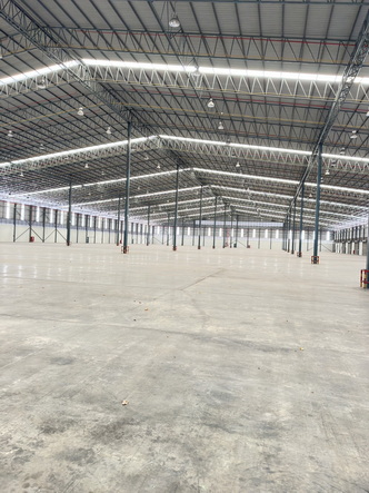 โรงงานให้เช่าให้เช่าโกดังสภาพใหม่พร้อมใช้งานพื้นที่สีม่วงอยู่ตำบลหนองขาม อำเภอศรีราชาจังหวัดชลบุรี