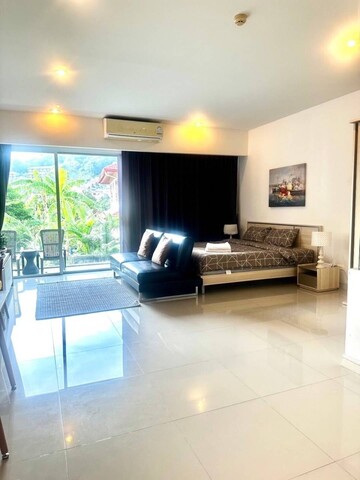 ขายด่่วน ชิค คอนโดมิเนียม Chic Condominium ใกล้หาดกะตะ