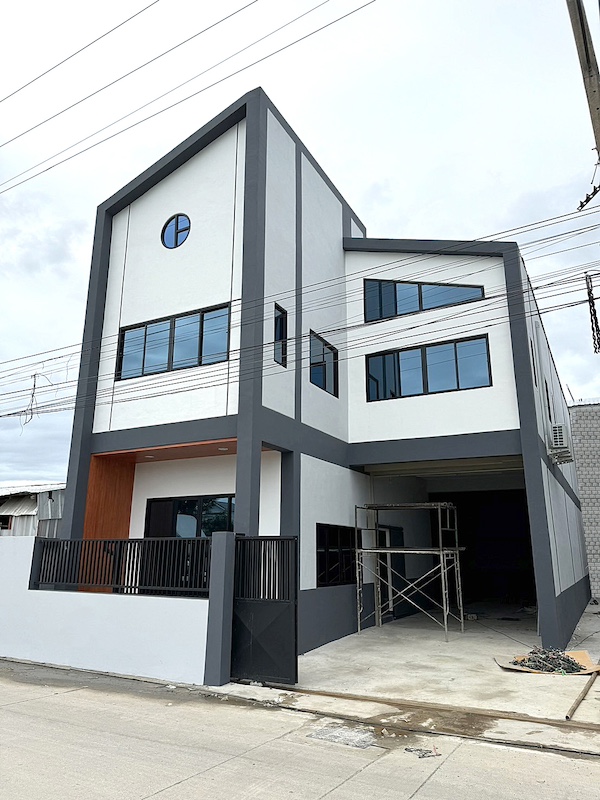 BST698 ให้เช่าโกดัง มีออฟฟิศ และพักอาศัยได้ โครงการ โกดังพรีเมี่ยม ?บงกช14? คลองหลวง ปทุมธานี
