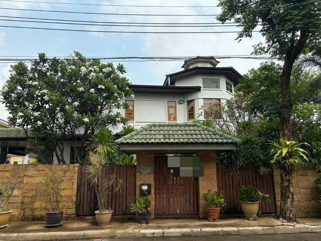 BS873 ขายบ้านเดี่ยว 2 ชั้น หมู่บ้านลาดพร้าว 1 ย่านเลียบด่วน โยธินพัฒนา 11 ? ขนาด 157.5 ตร.ว. 