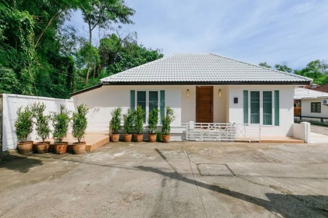 ?หลุดจอง!!! บ้านรีโนเวทใหม่ทั้งหลังวัสดุเกรดพรีเมี่ยม ใกล้มช. เพียง 3 นาที