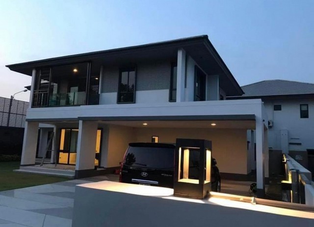 LV52836 ขาย โครงการ บ้านเดี่ยว บุราสิริ วัชรพล บรรยากาศโปร่งโล่ง บนถนนสุขาภิบาล 5 ใกล้ทางด่วนฉลองรัช