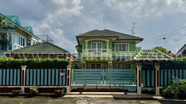 บ้านเดี่ยว 2 ชั้น แสนสบาย ซอยคู้บอน 27 แยก 34 หลังริม 119?ตารางวา