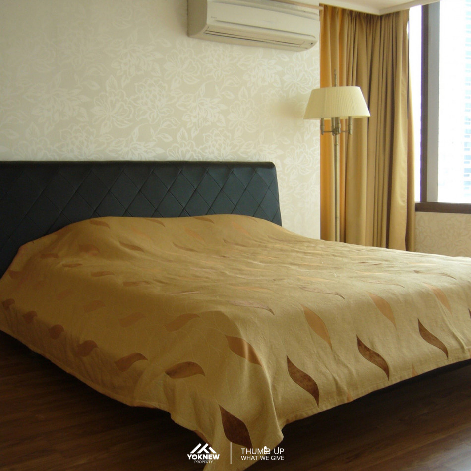 คอนโด The Emporio Place Sukhumvit 24 สิ่งอำนวยความสะดวกครบ ห้อง Duplex 2 ห้องนอน 2 ห้องน้ำ 145.27  ตร.ม.